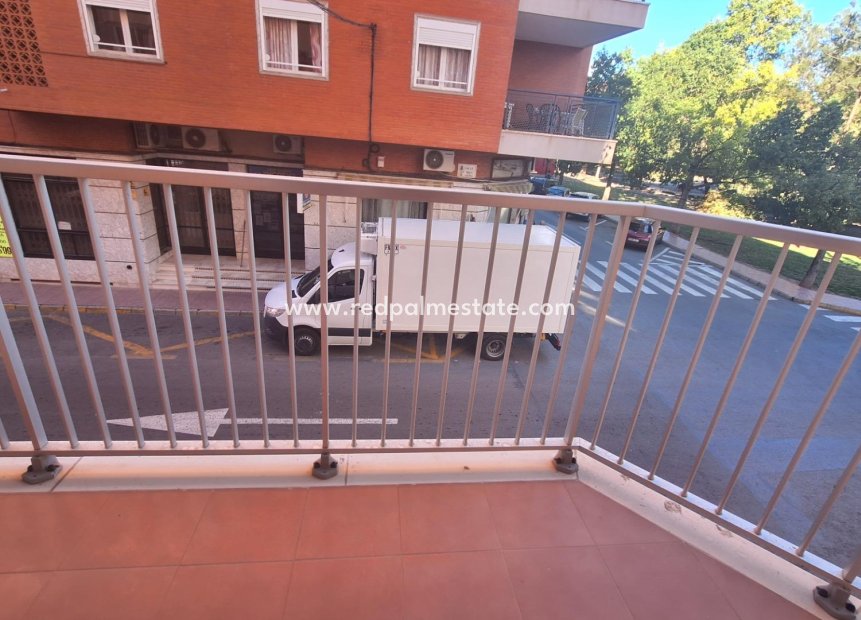 Herverkoop - Appartement -
Torrevieja - Acequión