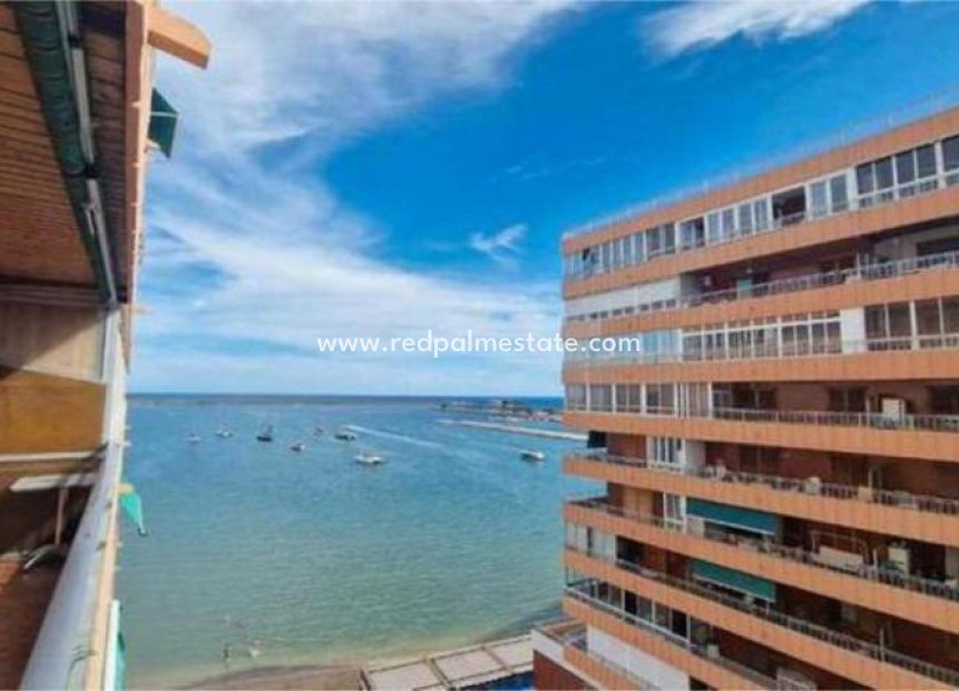 Herverkoop - Appartement -
Torrevieja - Acequion