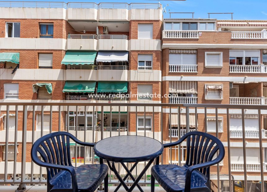 Herverkoop - Appartement -
Torrevieja - Acequión