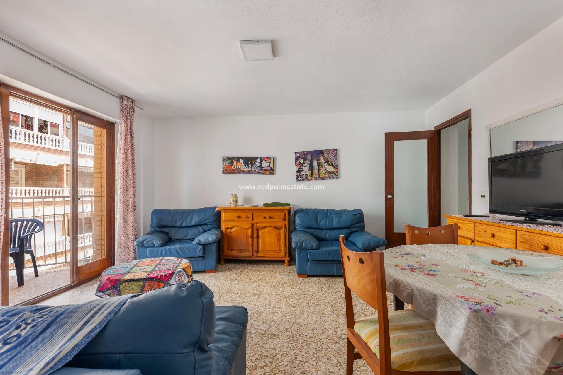 Herverkoop - Appartement -
Torrevieja - Acequión