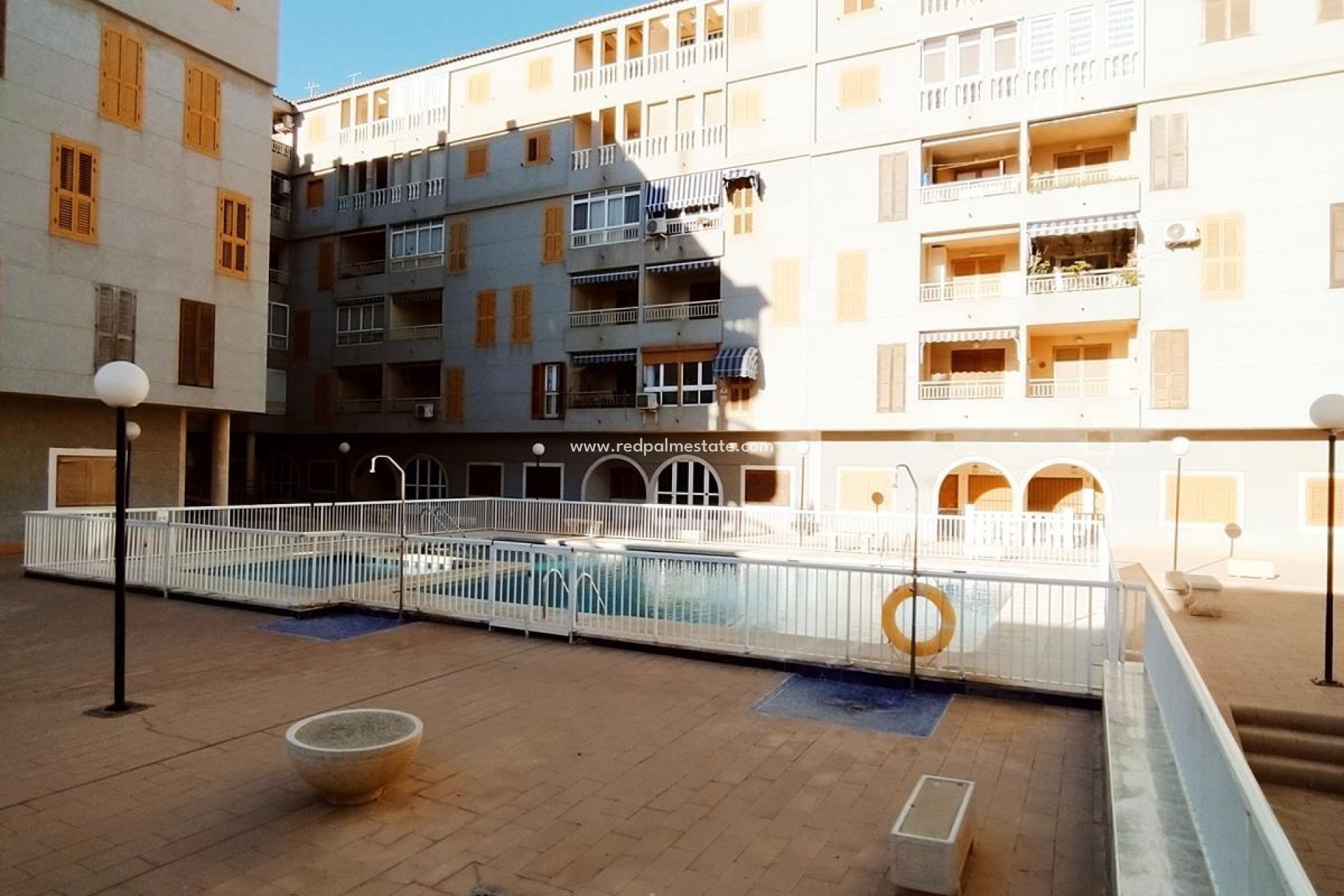 Herverkoop - Appartement -
Torrevieja - Acequión