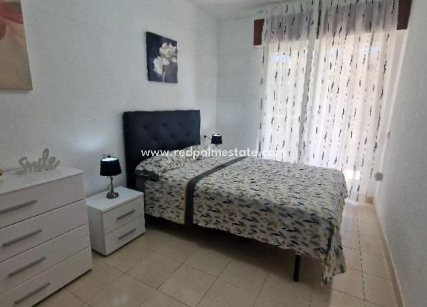 Herverkoop - Appartement -
Torrevieja - Aguas Nuevas