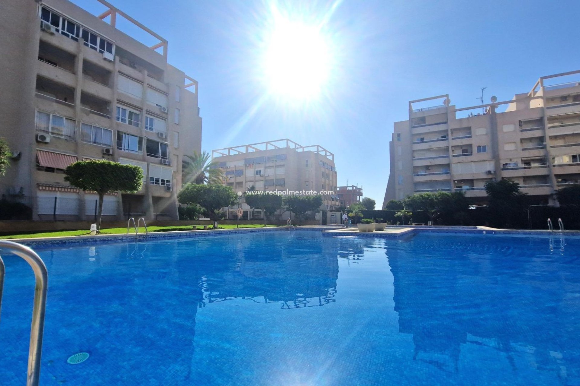 Herverkoop - Appartement -
Torrevieja - Aguas Nuevas