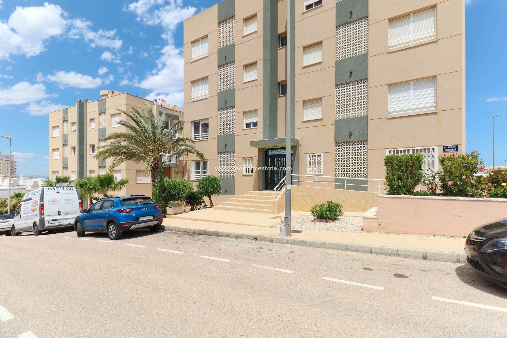 Herverkoop - Appartement -
Torrevieja - Cabo cervera