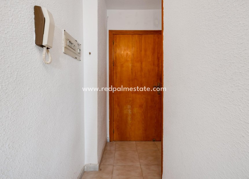 Herverkoop - Appartement -
Torrevieja - Cabo cervera