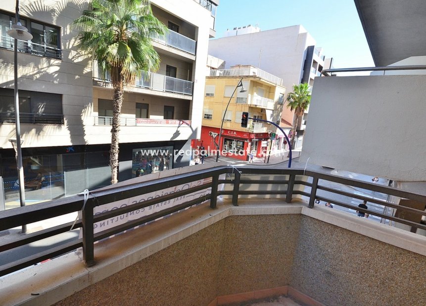 Herverkoop - Appartement -
Torrevieja - Center