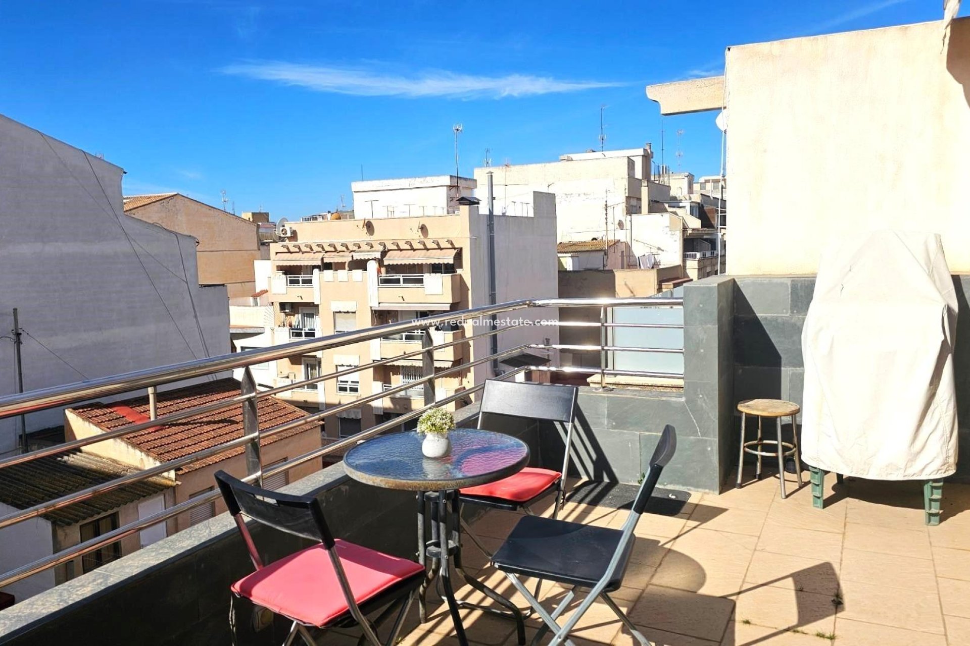 Herverkoop - Appartement -
Torrevieja - Center