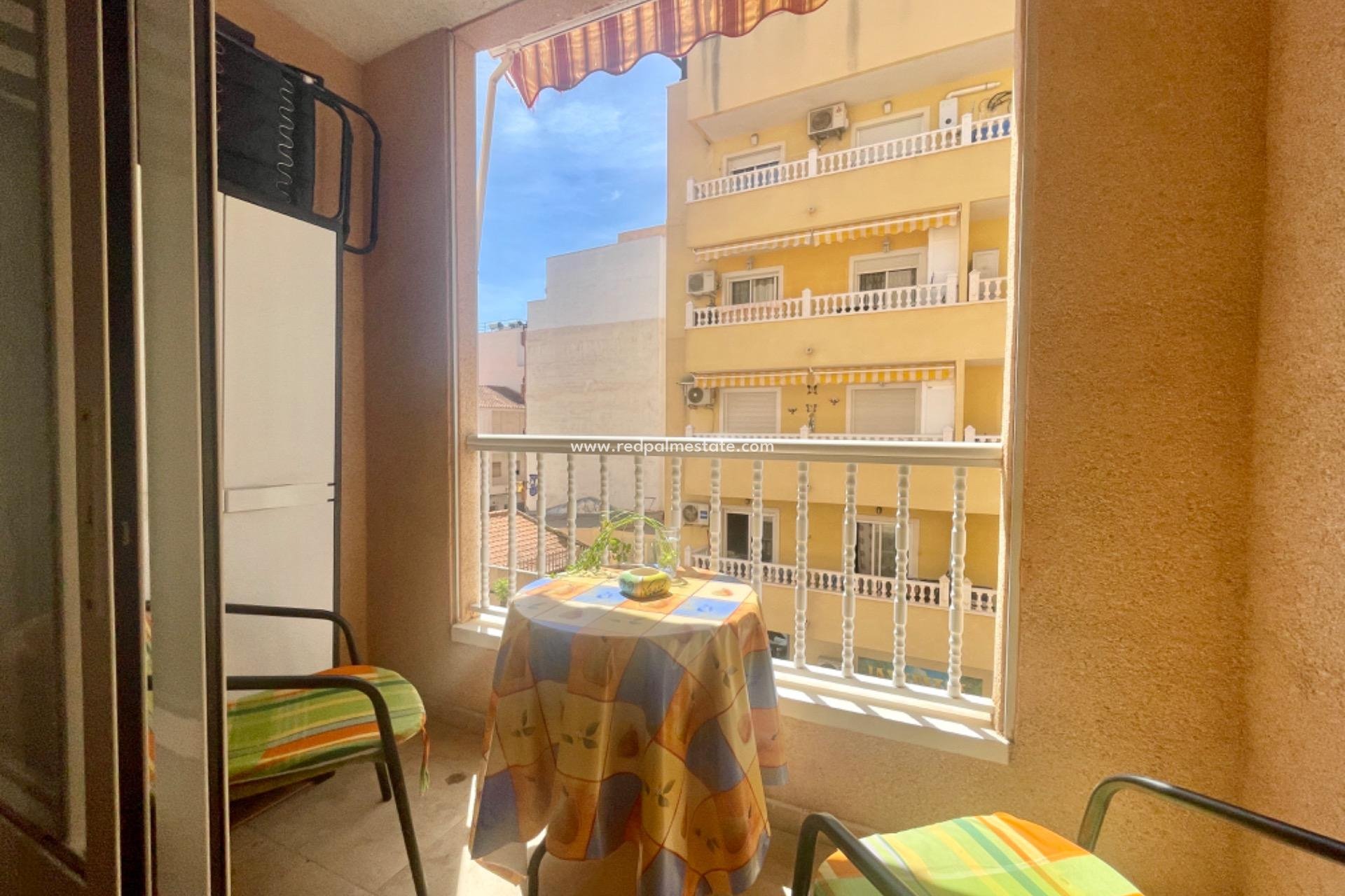 Herverkoop - Appartement -
Torrevieja - Center