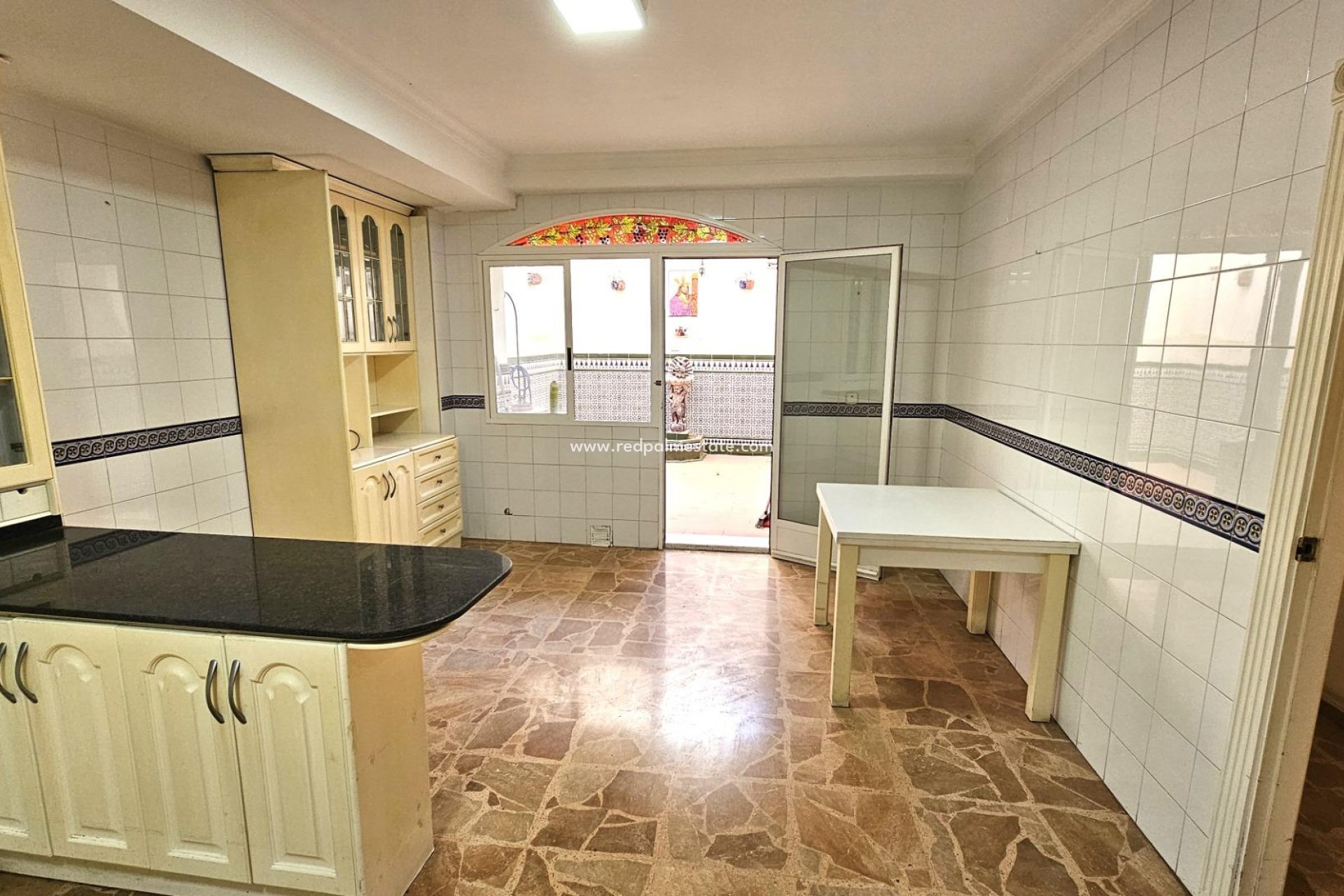 Herverkoop - Appartement -
Torrevieja - Center