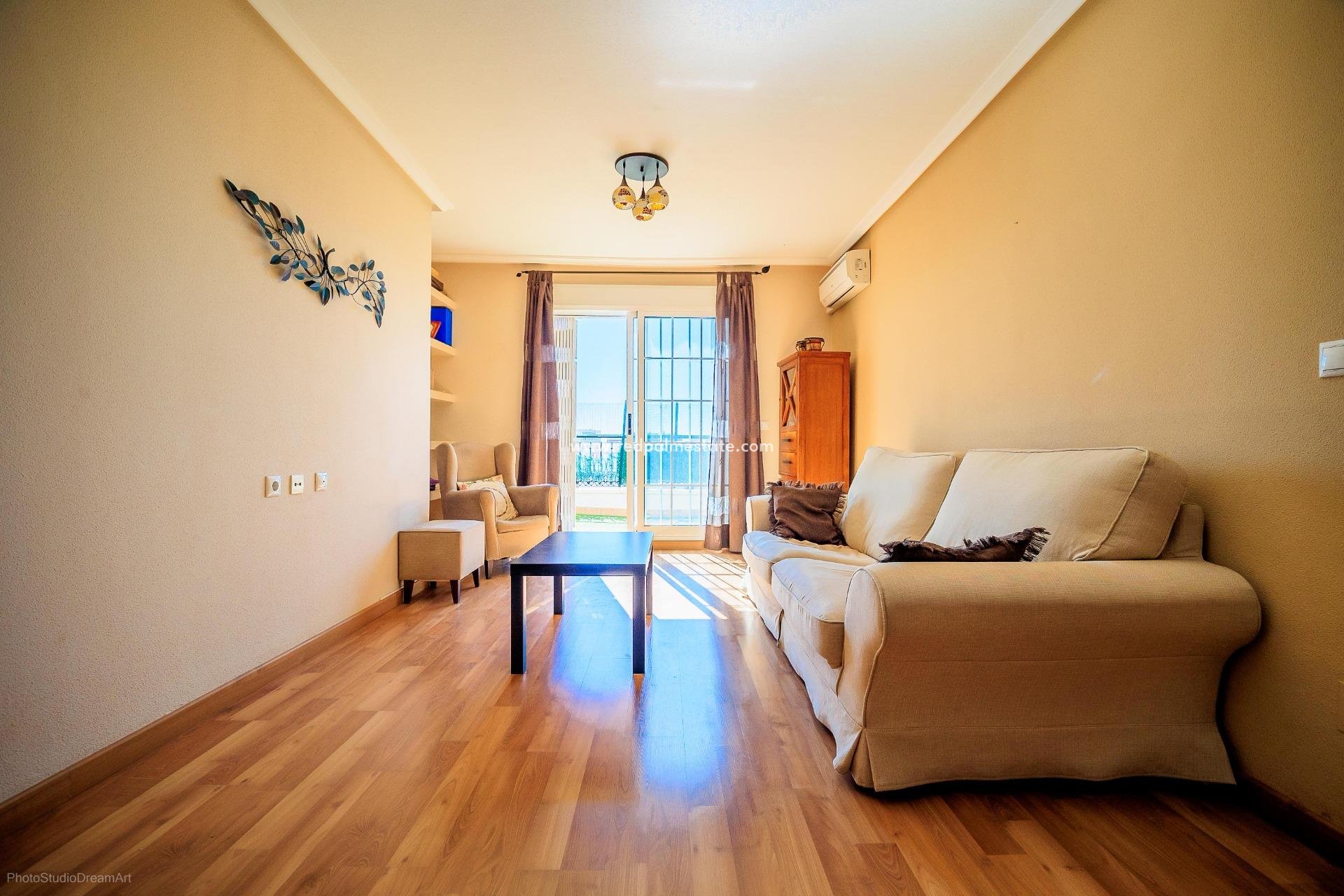 Herverkoop - Appartement -
Torrevieja - Center