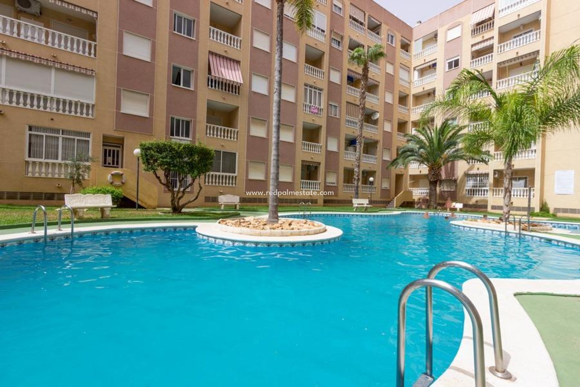 Herverkoop - Appartement -
Torrevieja - Center