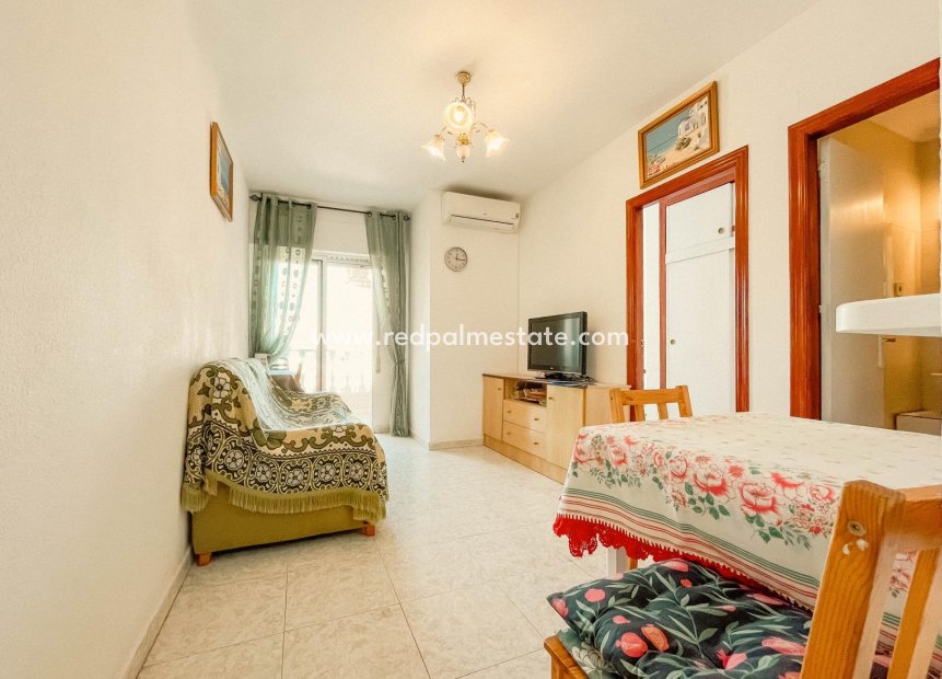 Herverkoop - Appartement -
Torrevieja - Center