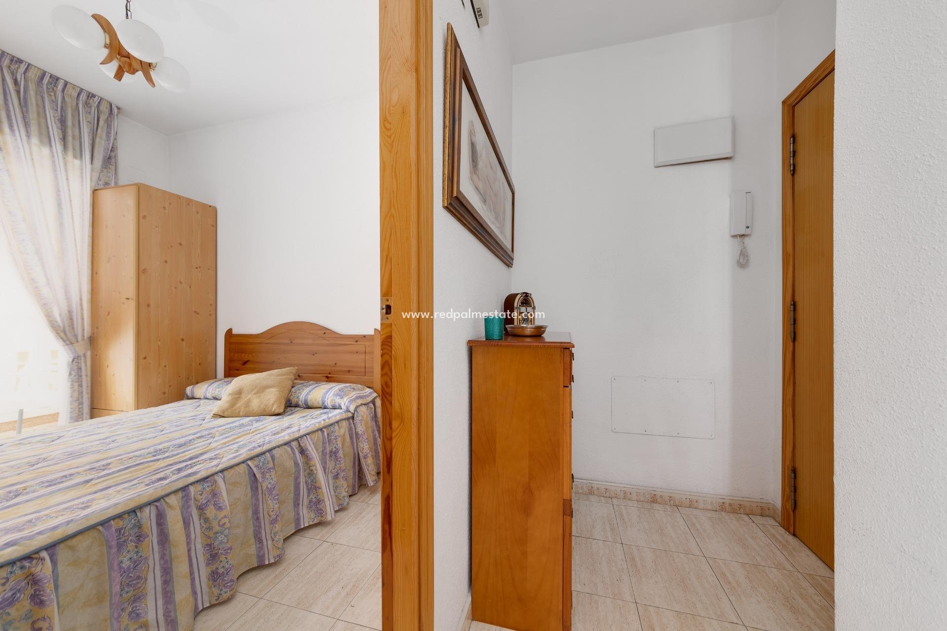 Herverkoop - Appartement -
Torrevieja - Center