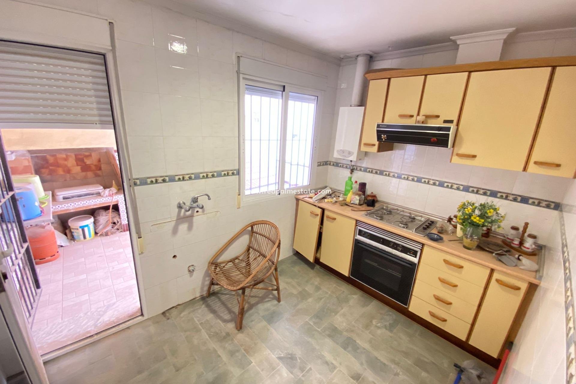 Herverkoop - Appartement -
Torrevieja - Center