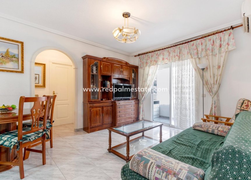 Herverkoop - Appartement -
Torrevieja - Center