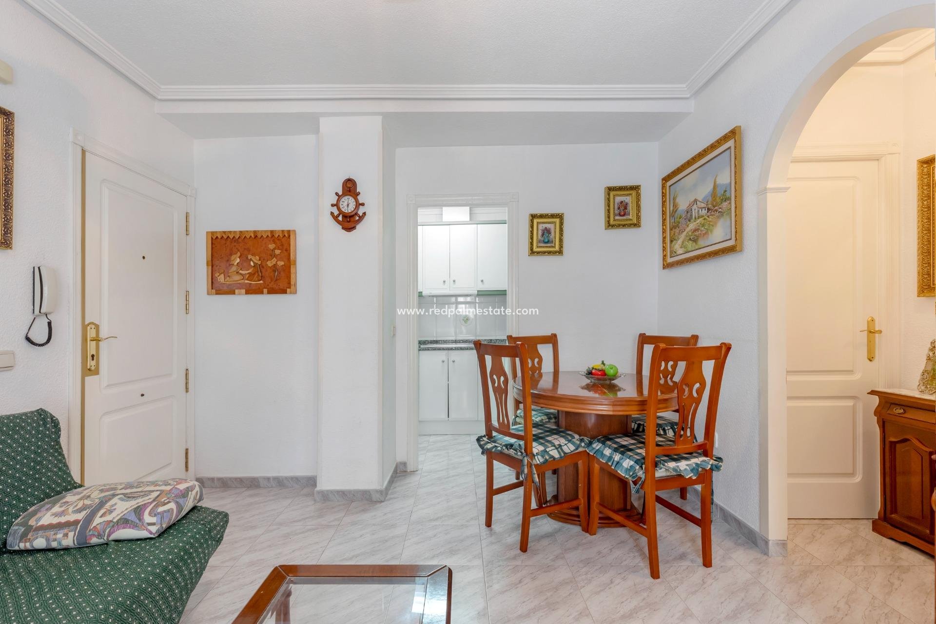 Herverkoop - Appartement -
Torrevieja - Center