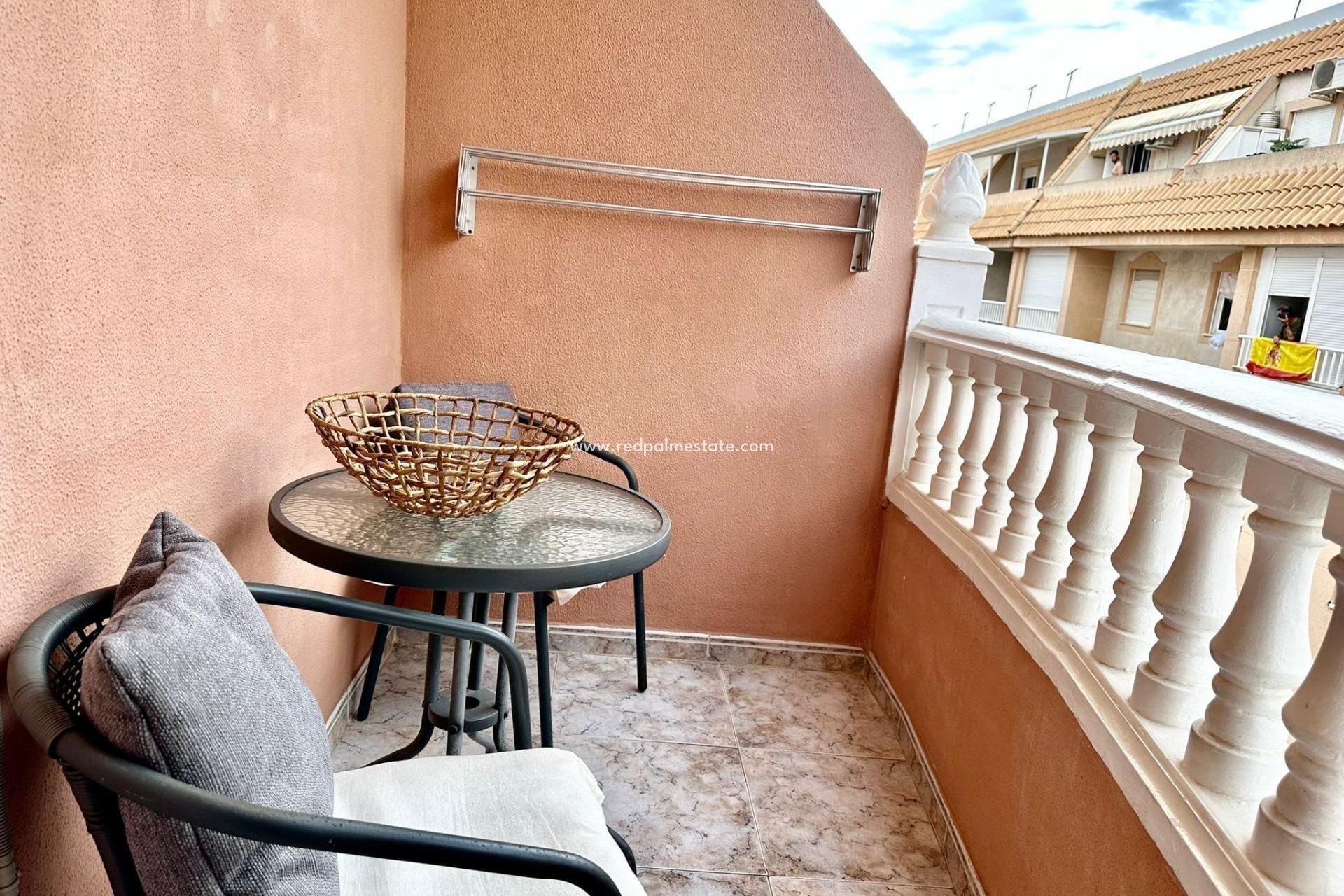 Herverkoop - Appartement -
Torrevieja - Center