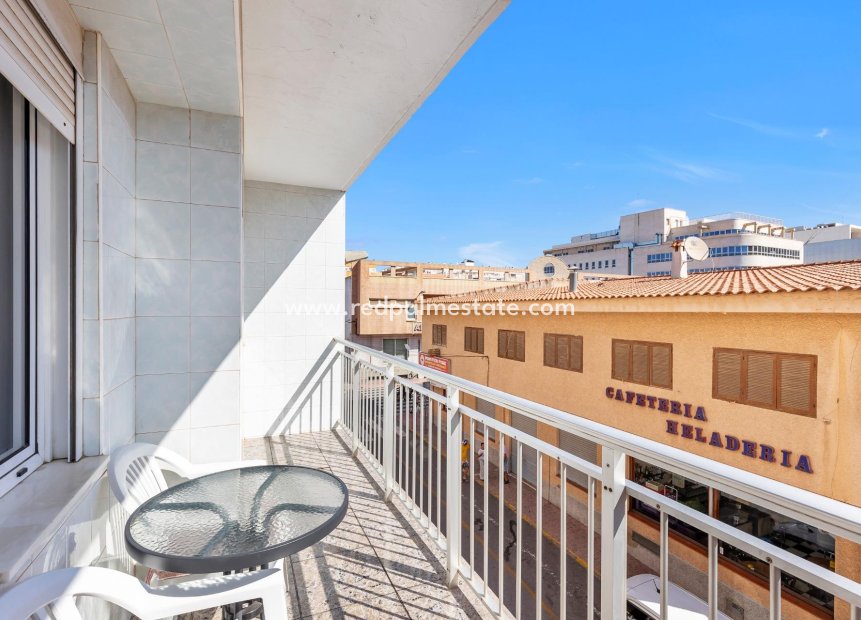 Herverkoop - Appartement -
Torrevieja - Center