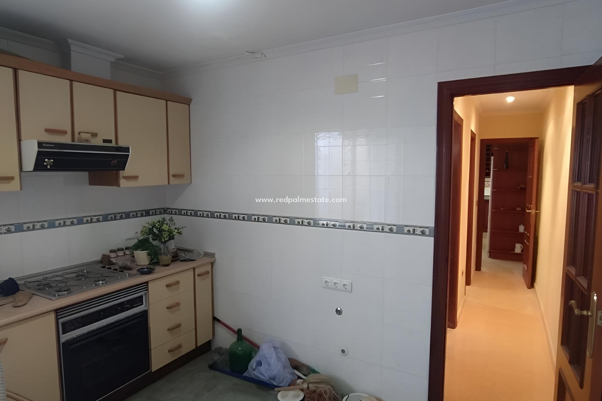 Herverkoop - Appartement -
Torrevieja - Center