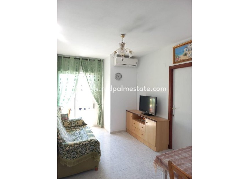 Herverkoop - Appartement -
Torrevieja - Center