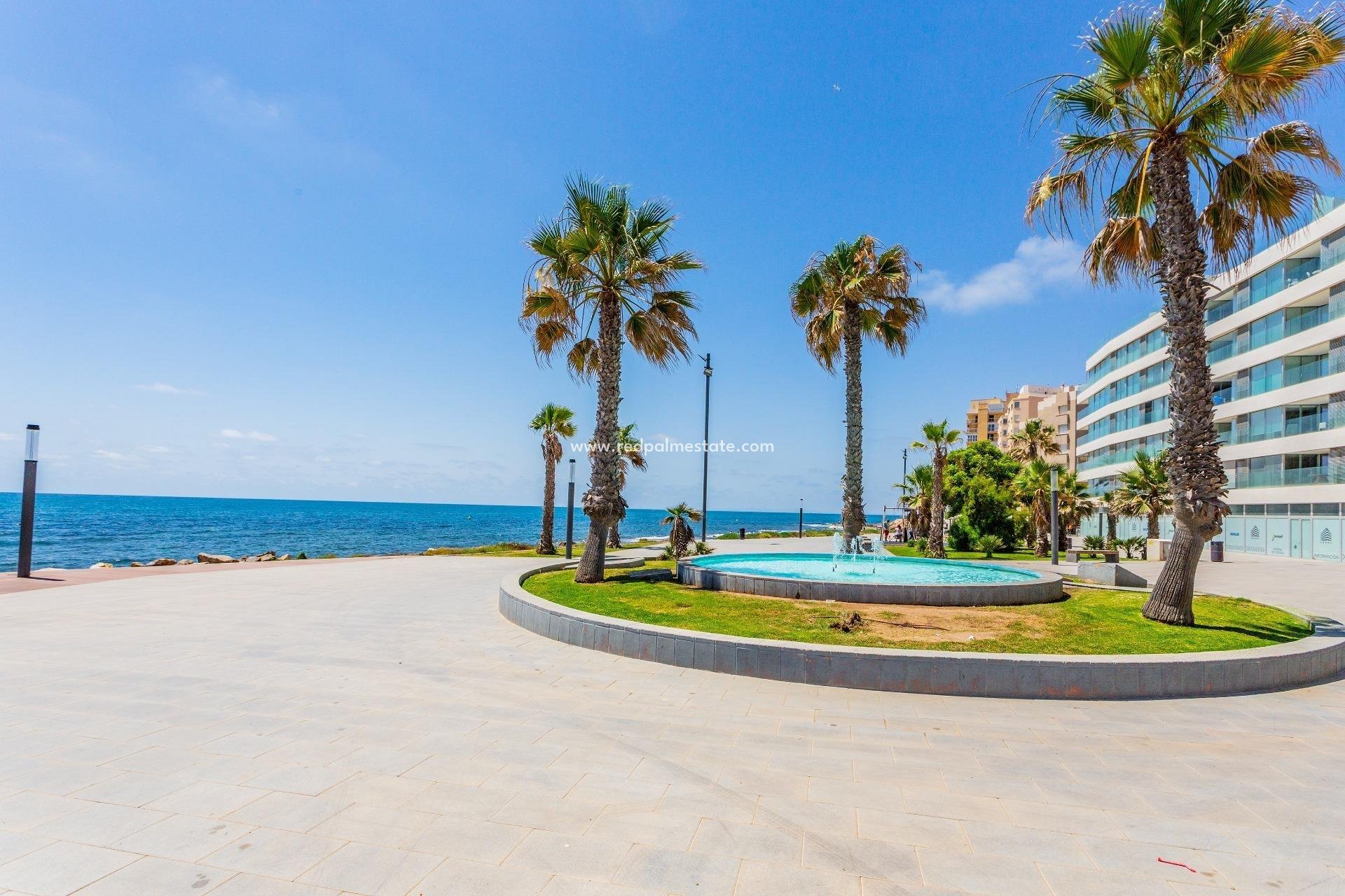 Herverkoop - Appartement -
Torrevieja - Center