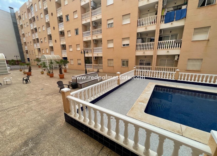 Herverkoop - Appartement -
Torrevieja - Center