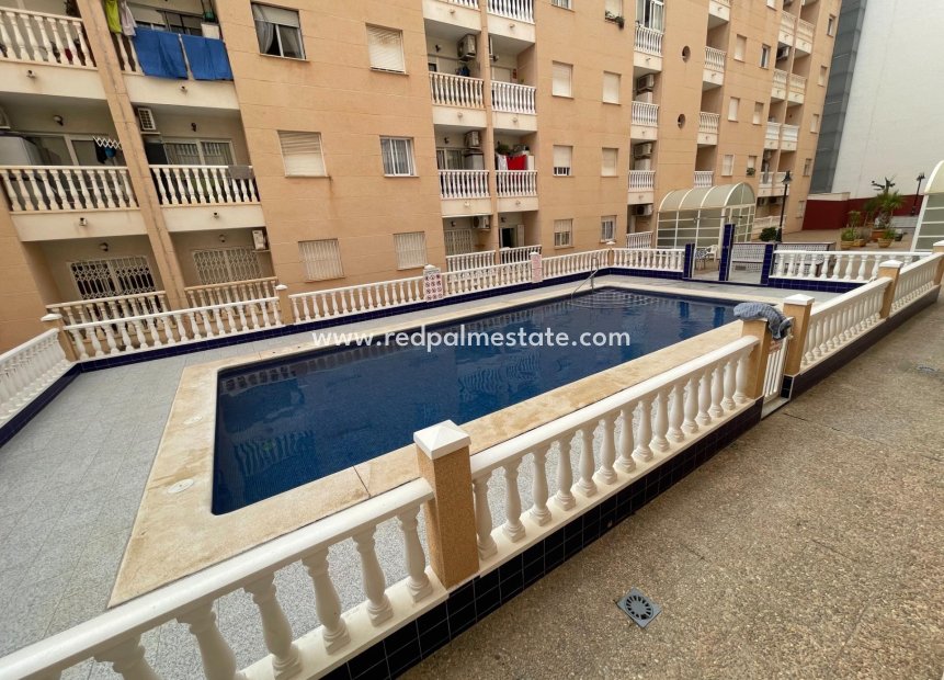 Herverkoop - Appartement -
Torrevieja - Center