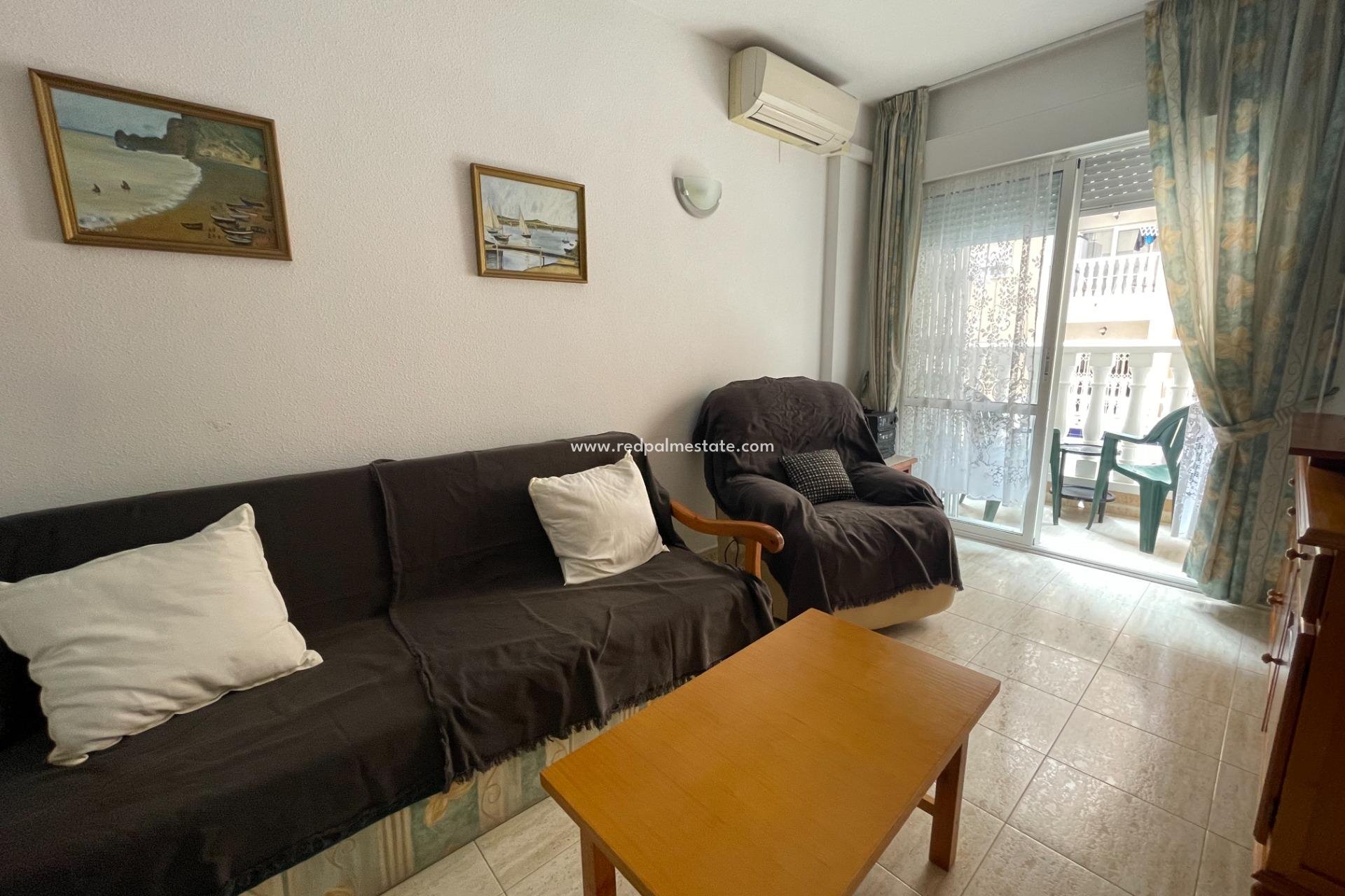 Herverkoop - Appartement -
Torrevieja - Center