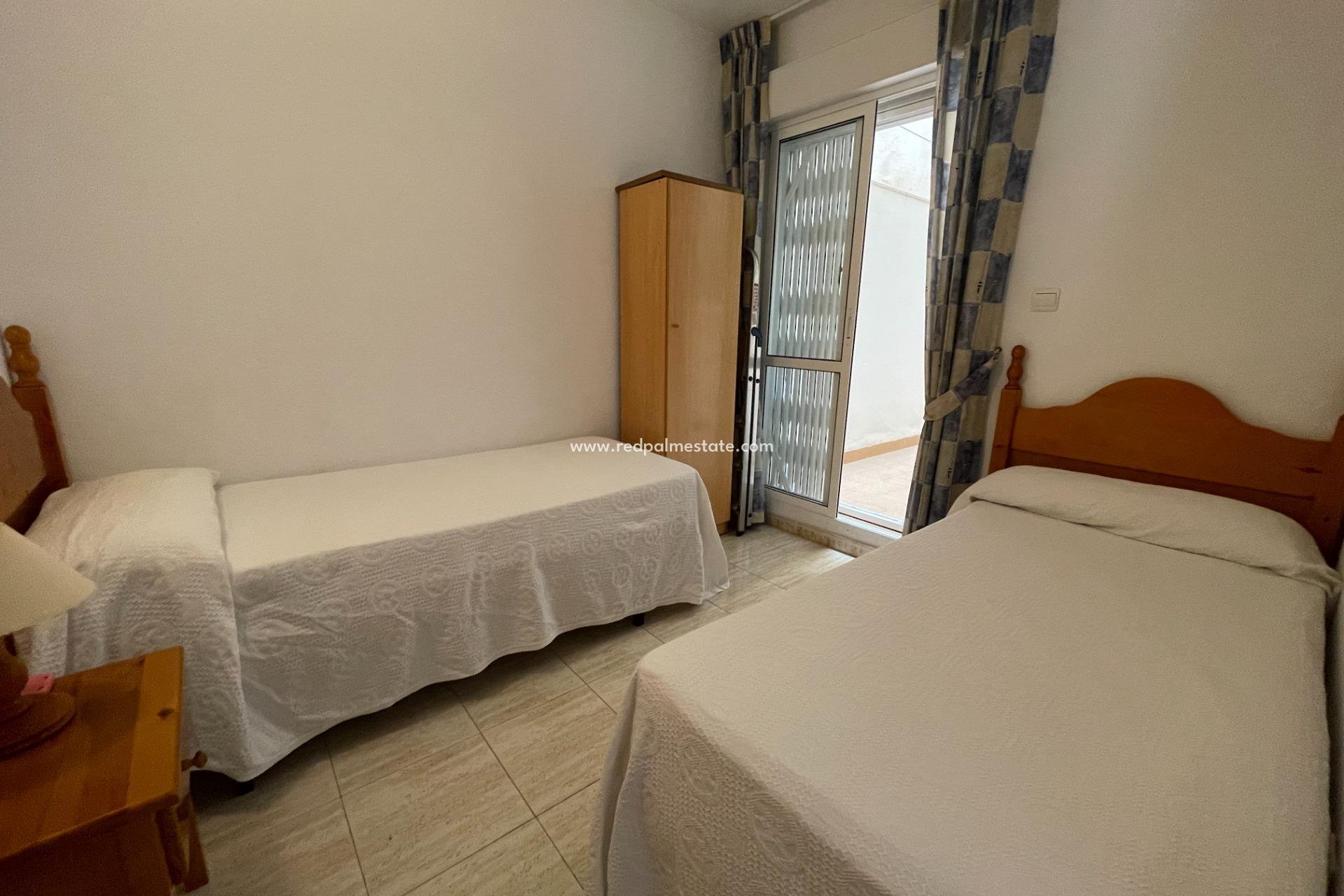 Herverkoop - Appartement -
Torrevieja - Center