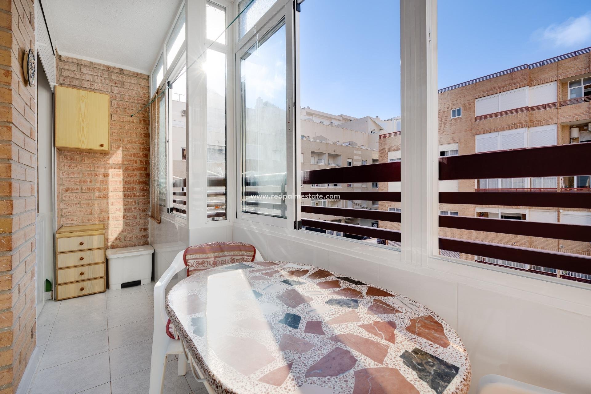 Herverkoop - Appartement -
Torrevieja - Center