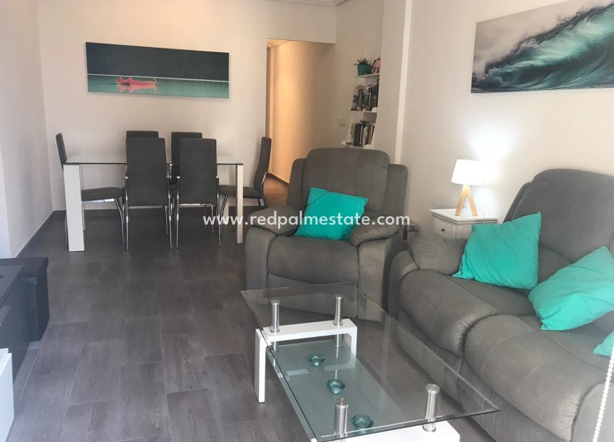 Herverkoop - Appartement -
Torrevieja - Center