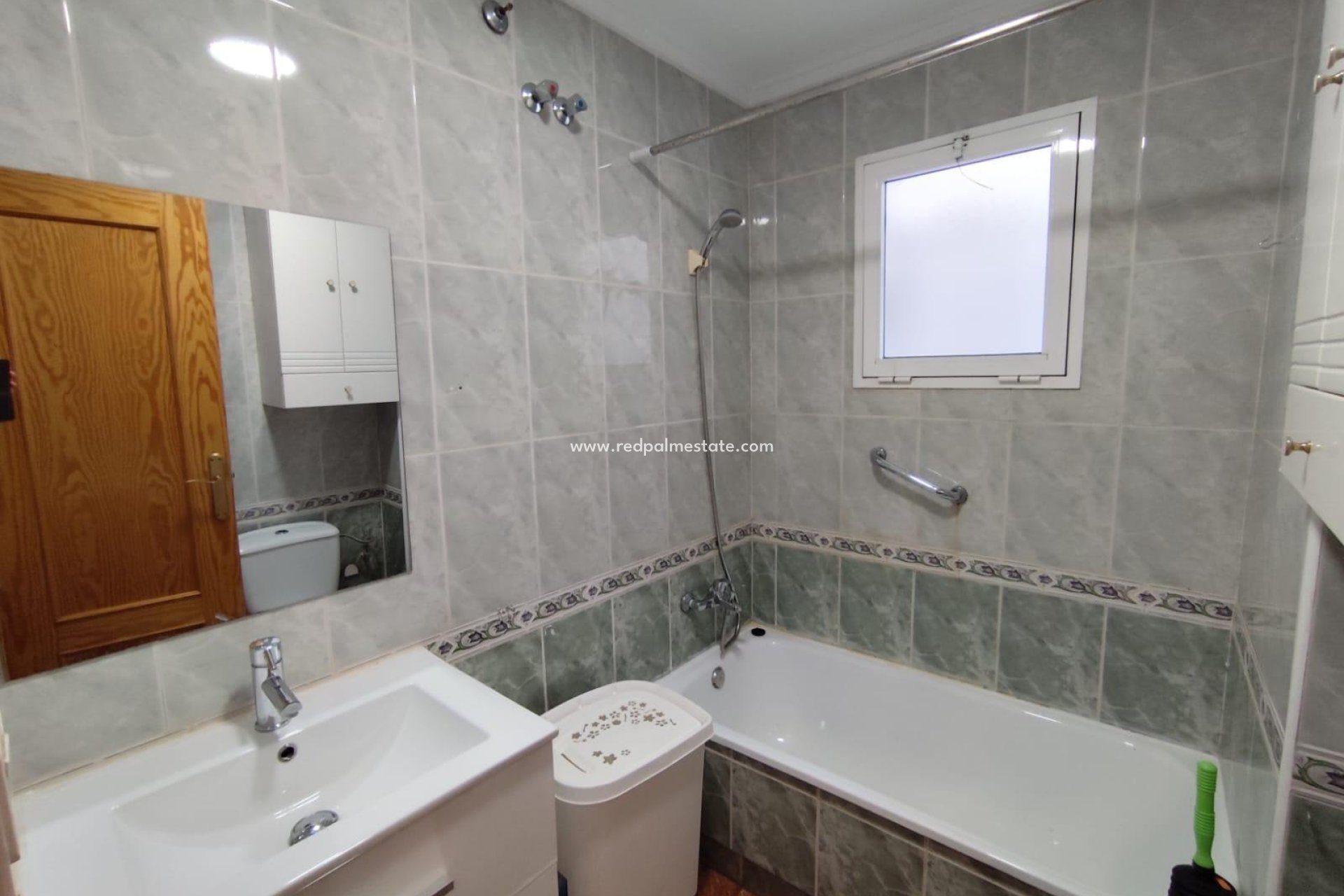 Herverkoop - Appartement -
Torrevieja - Center