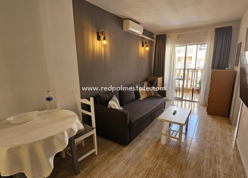 Herverkoop - Appartement -
Torrevieja - Center