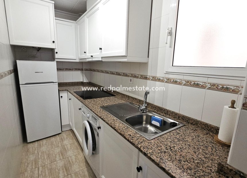 Herverkoop - Appartement -
Torrevieja - Center