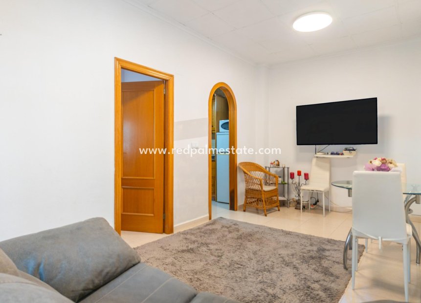 Herverkoop - Appartement -
Torrevieja - Center