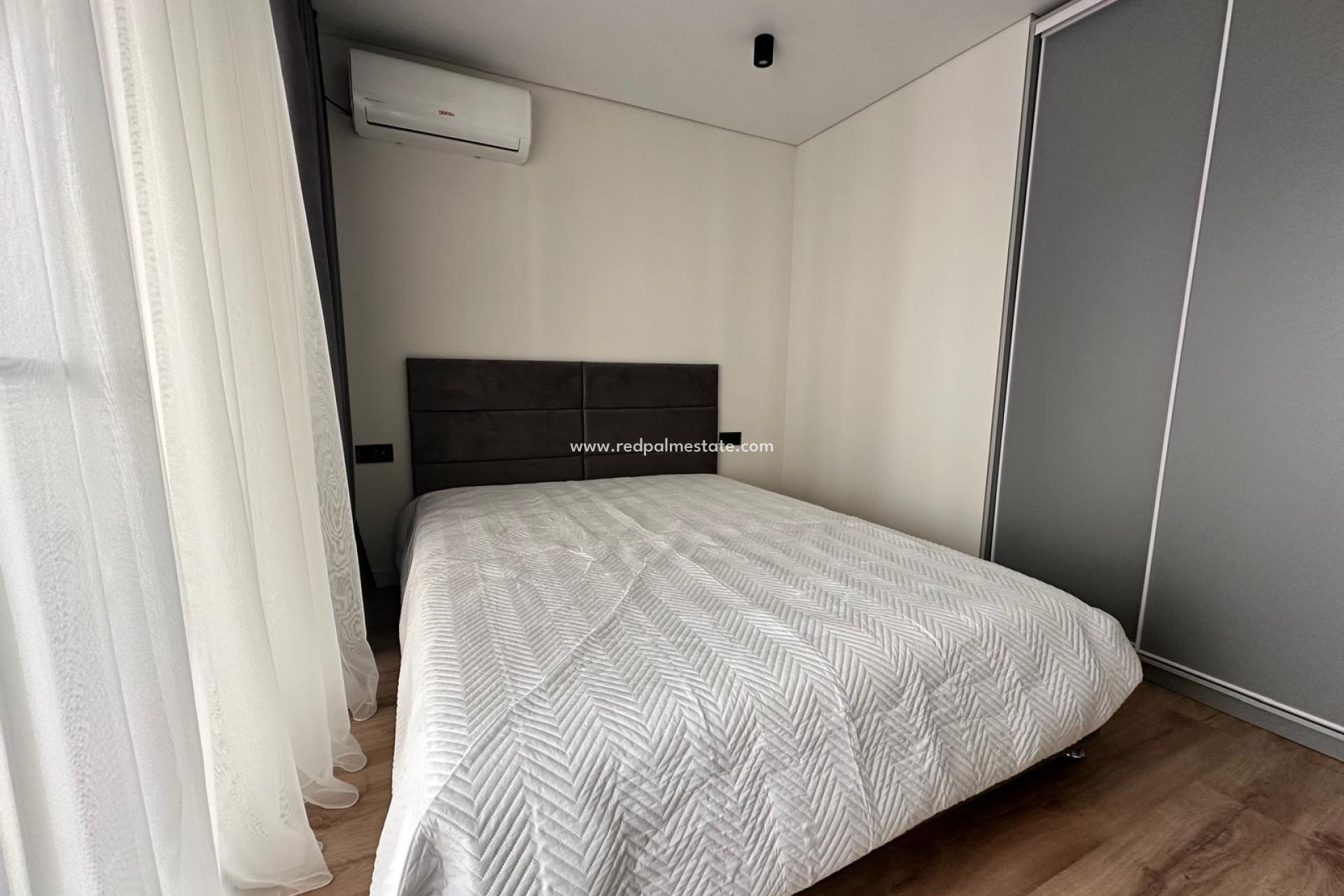 Herverkoop - Appartement -
Torrevieja - Center