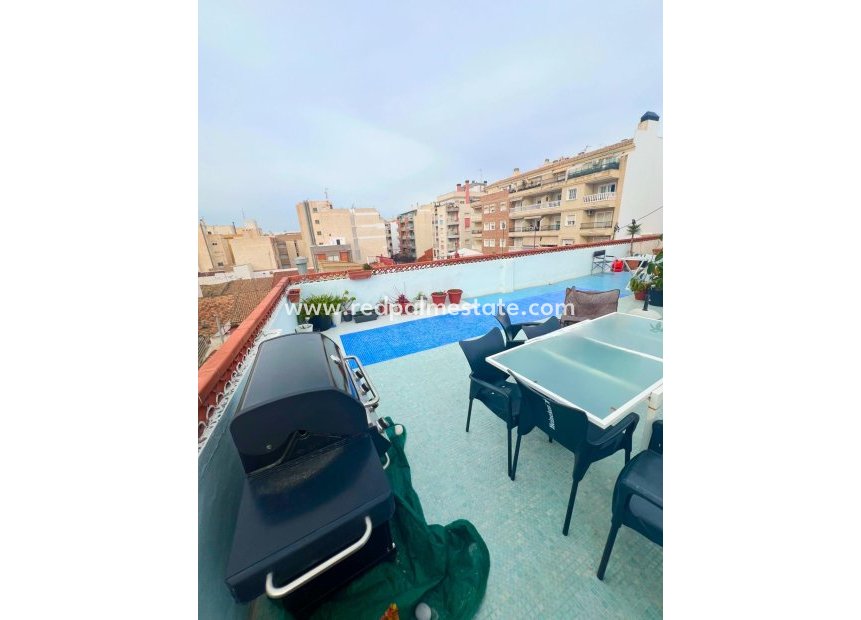 Herverkoop - Appartement -
Torrevieja - Center