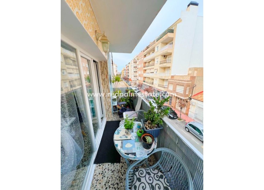 Herverkoop - Appartement -
Torrevieja - Center