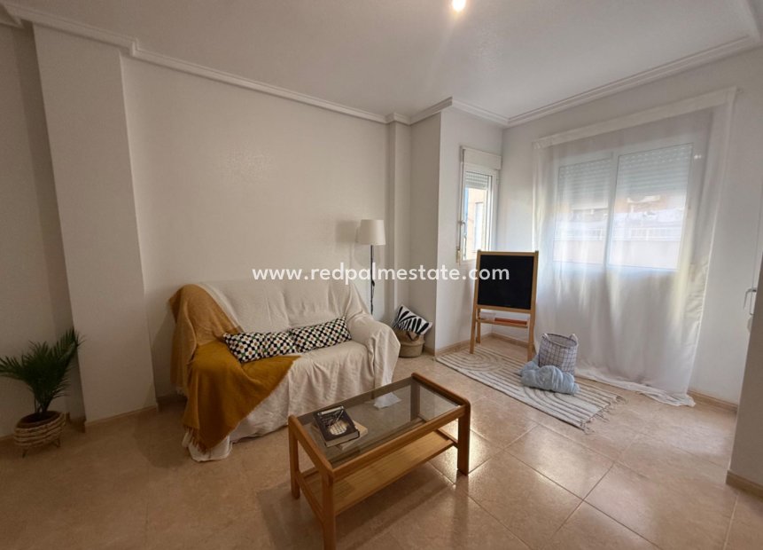 Herverkoop - Appartement -
Torrevieja - Center