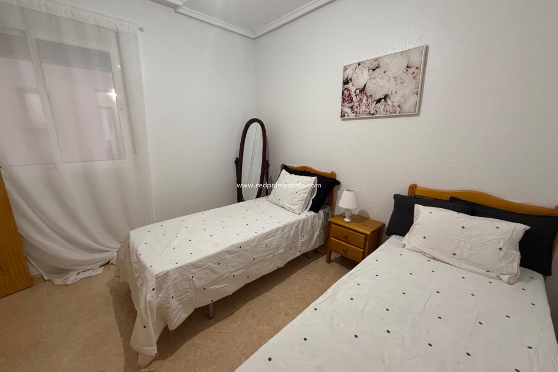 Herverkoop - Appartement -
Torrevieja - Center