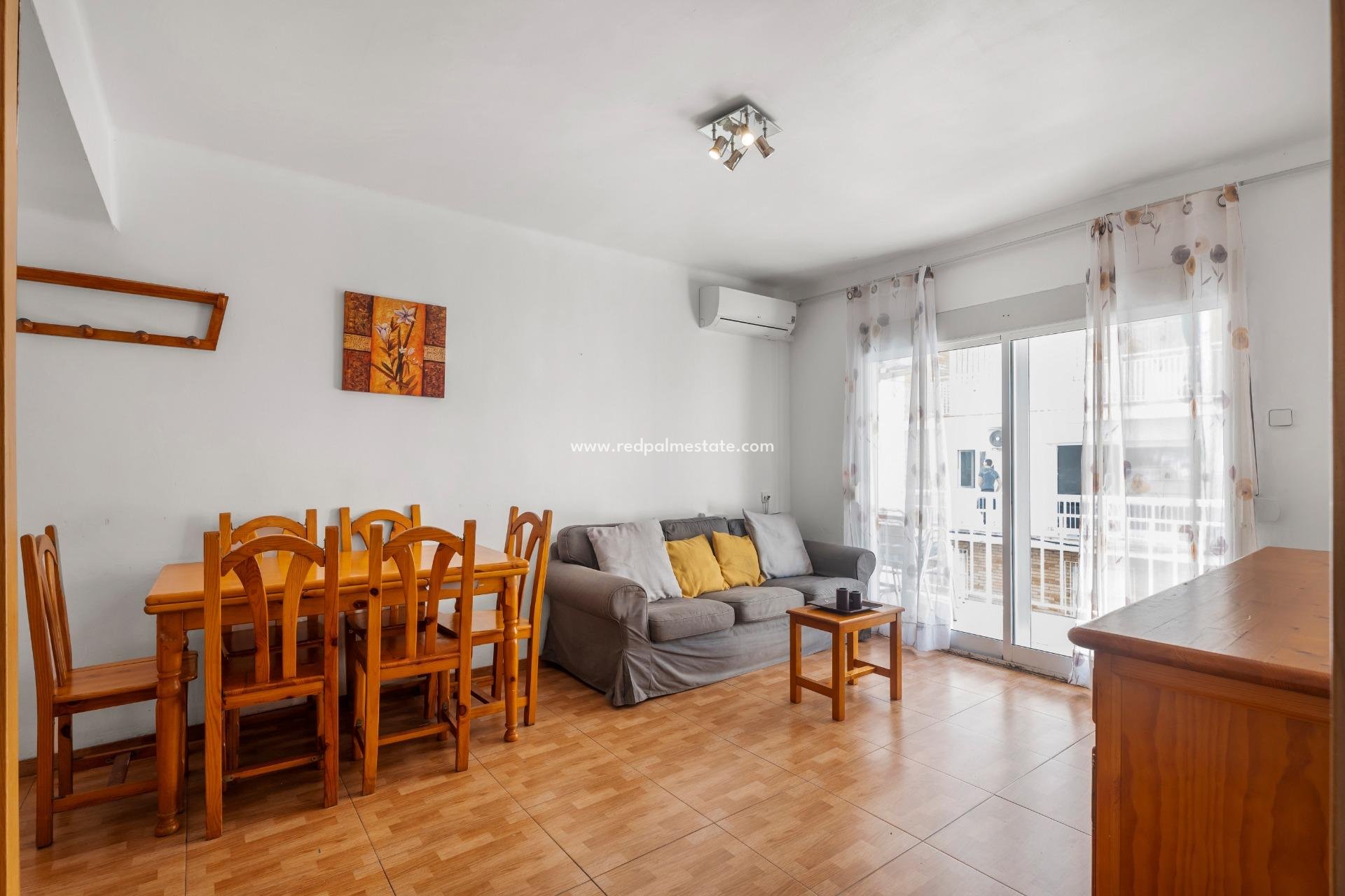 Herverkoop - Appartement -
Torrevieja - Center