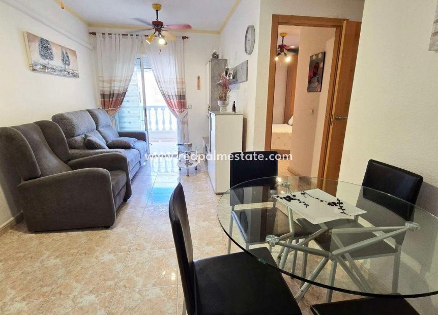 Herverkoop - Appartement -
Torrevieja - Center