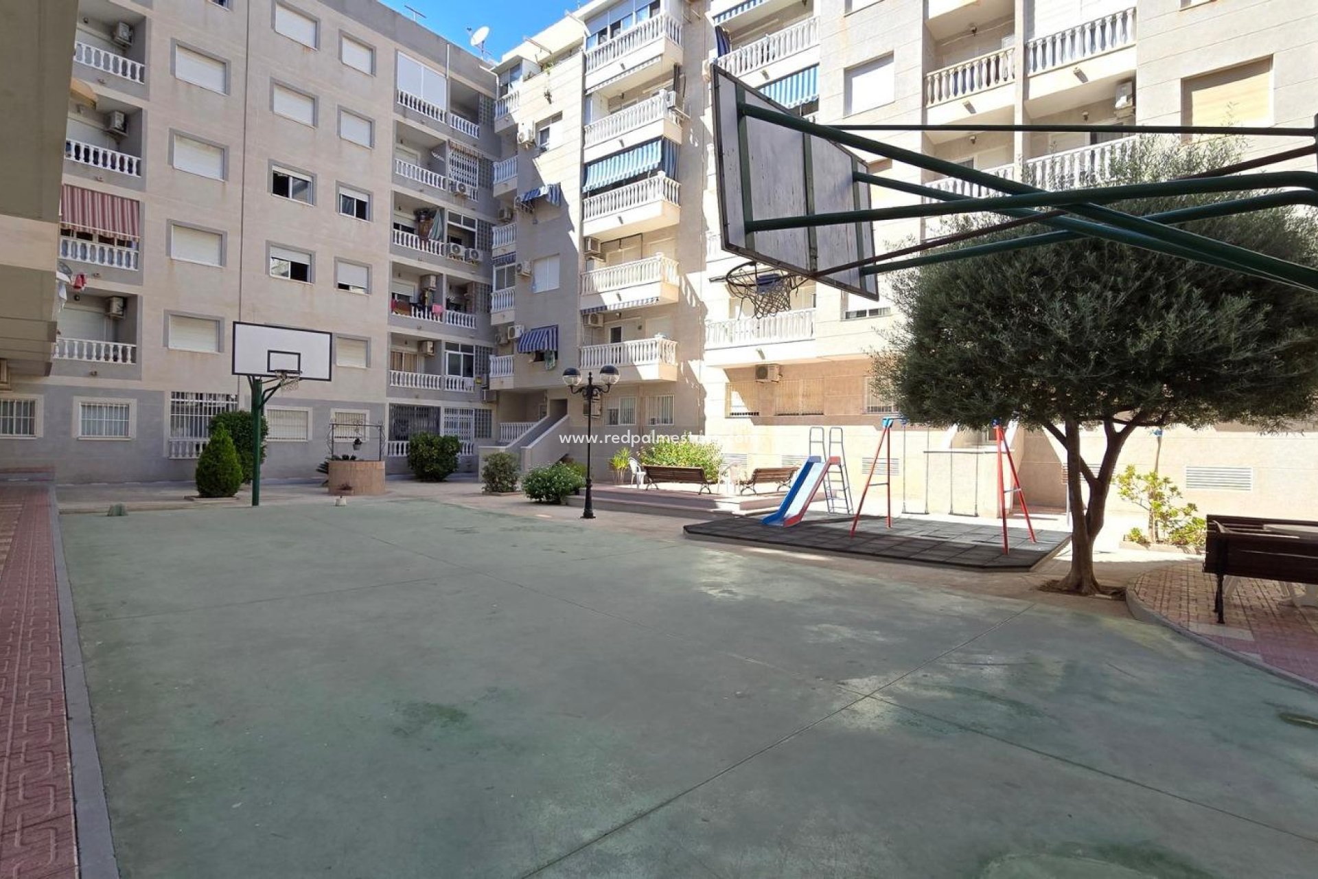 Herverkoop - Appartement -
Torrevieja - Center