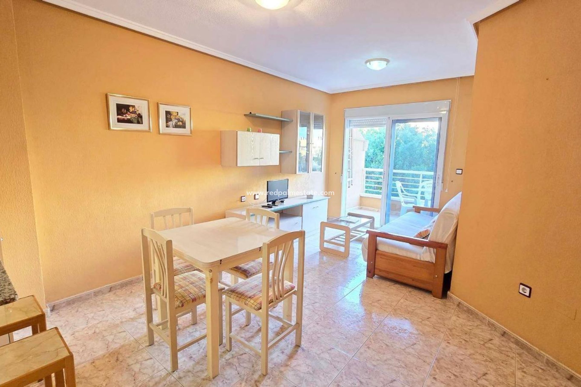 Herverkoop - Appartement -
Torrevieja - Center