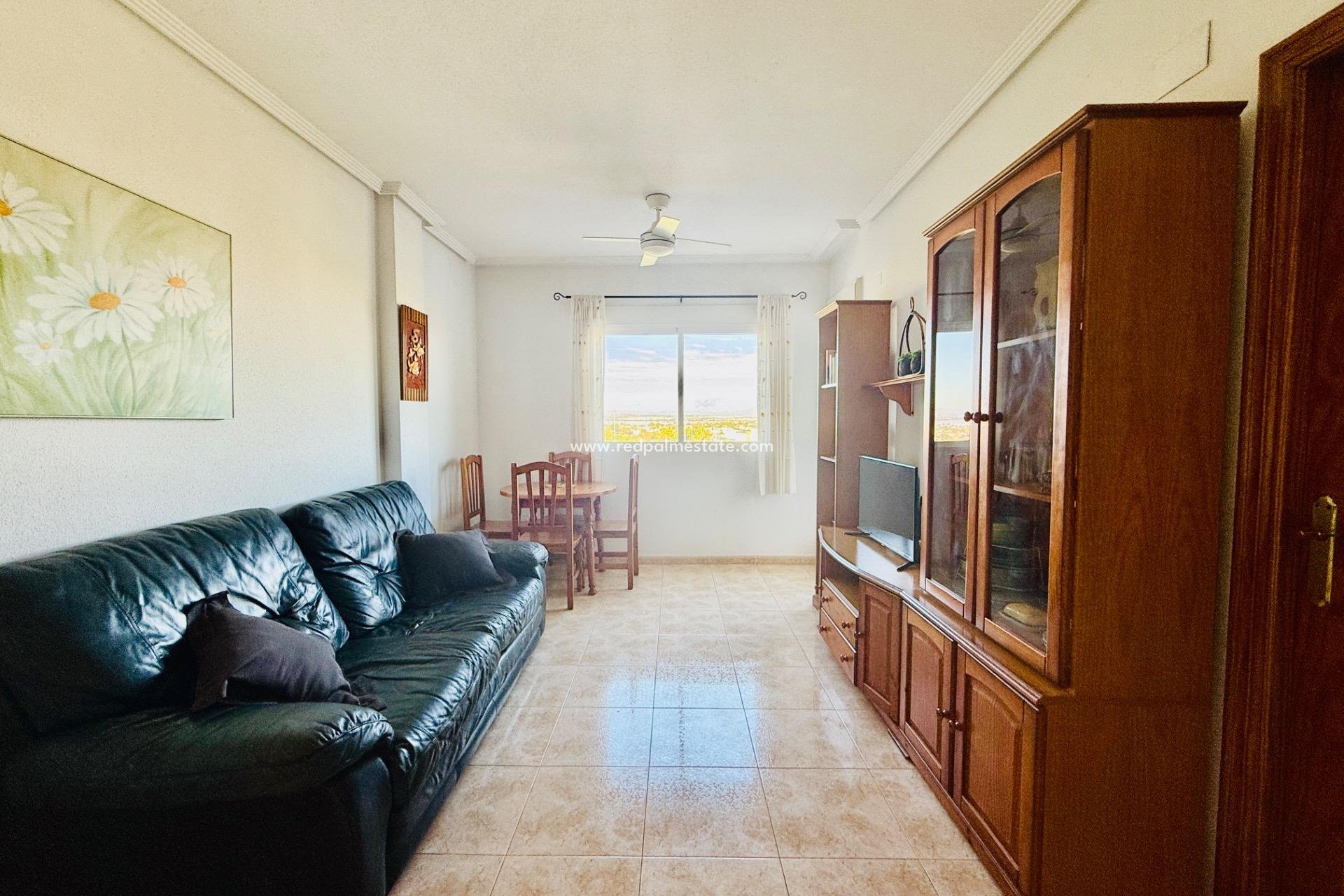 Herverkoop - Appartement -
Torrevieja - Center