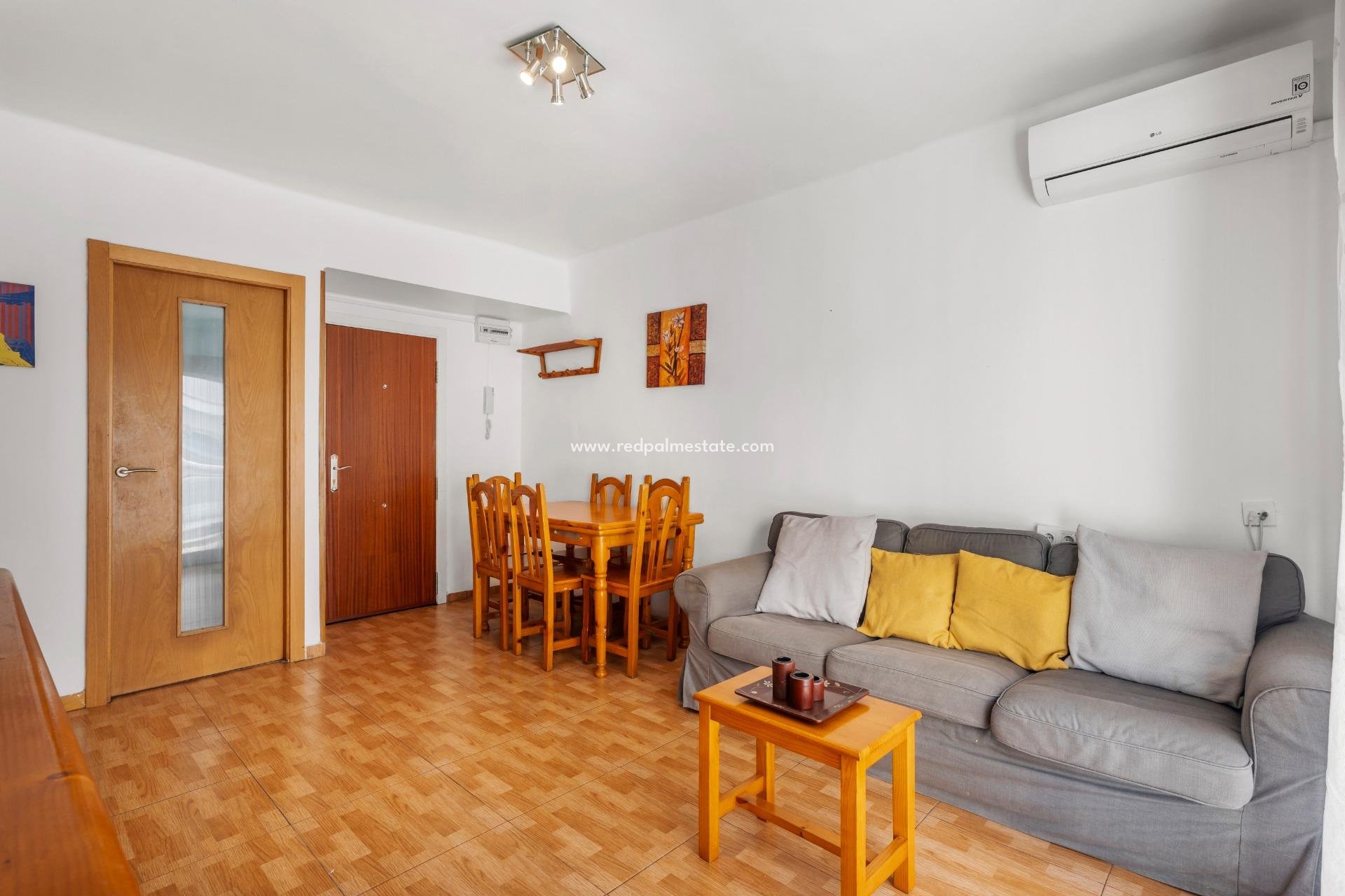 Herverkoop - Appartement -
Torrevieja - Center