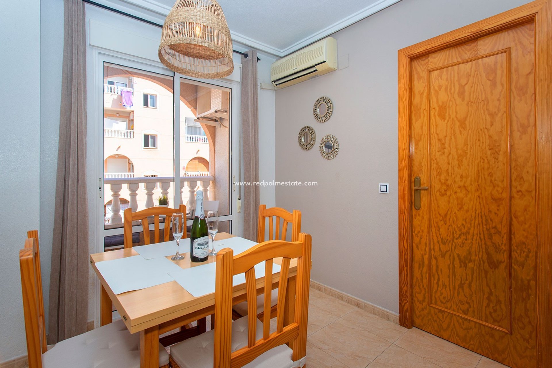 Herverkoop - Appartement -
Torrevieja - Center