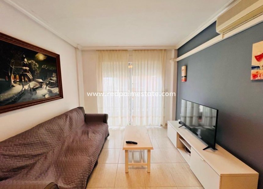 Herverkoop - Appartement -
Torrevieja - Center