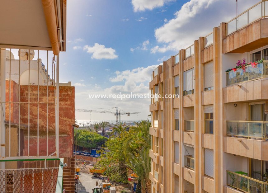 Herverkoop - Appartement -
Torrevieja - Center