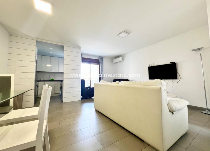 Herverkoop - Appartement -
Torrevieja - Centro